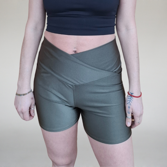 Short EliteFit Verde Militar Brillante